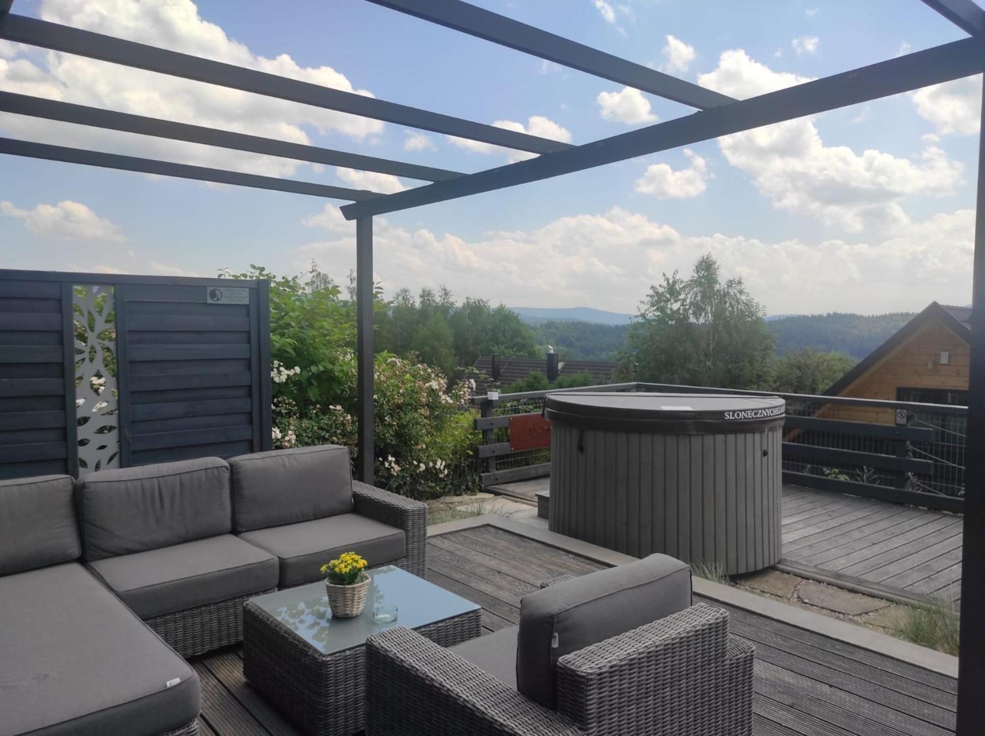 Sloneczny Chelm - Apartamenty W Gorach, Prywatna Sauna Jacuzzi Balia W Cenie, Spa, Grill, Stok Narciarski Myslenice, Sciezki Rowerowe, Rzeka Raba, Widok Na Tatry Dış mekan fotoğraf
